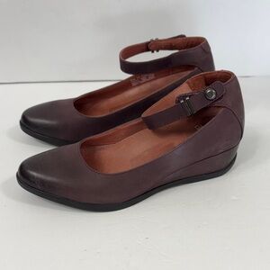 Dansko Wedge with Ankle Strap women shoes